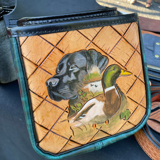 Shell bag with painted lab and mallard on woven background
